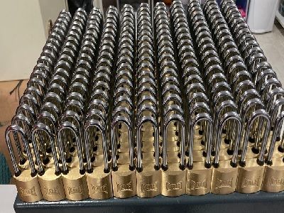Kale 30 mm Sarı uzun halka pas sistem asma kilit Kale 30 mm Sarı uzun halka pas sistem asma kilit